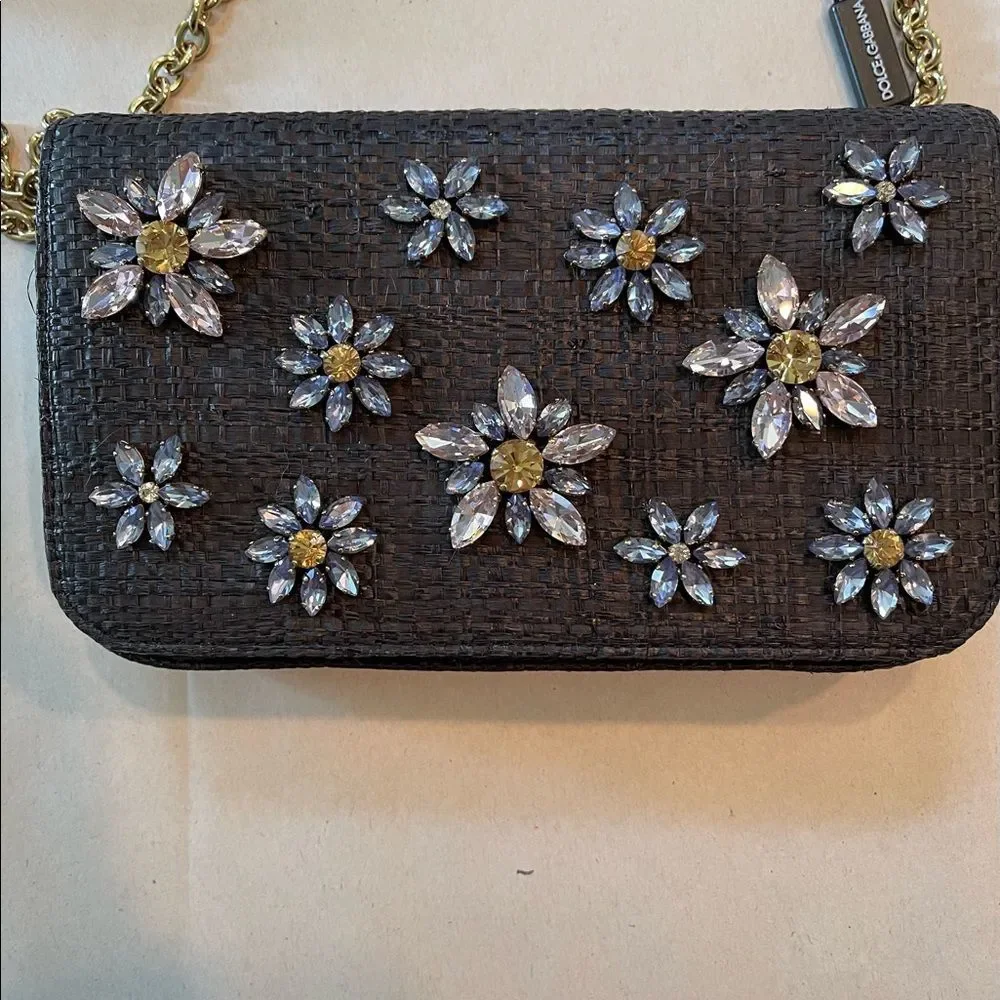 Dolce&Gabbana Floral Embellished Black Raffia Clutch NWT Pristine Condition